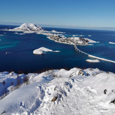 EXCURSION All inclusive Arctic day trip:  Kvaloya & Sommaroy
